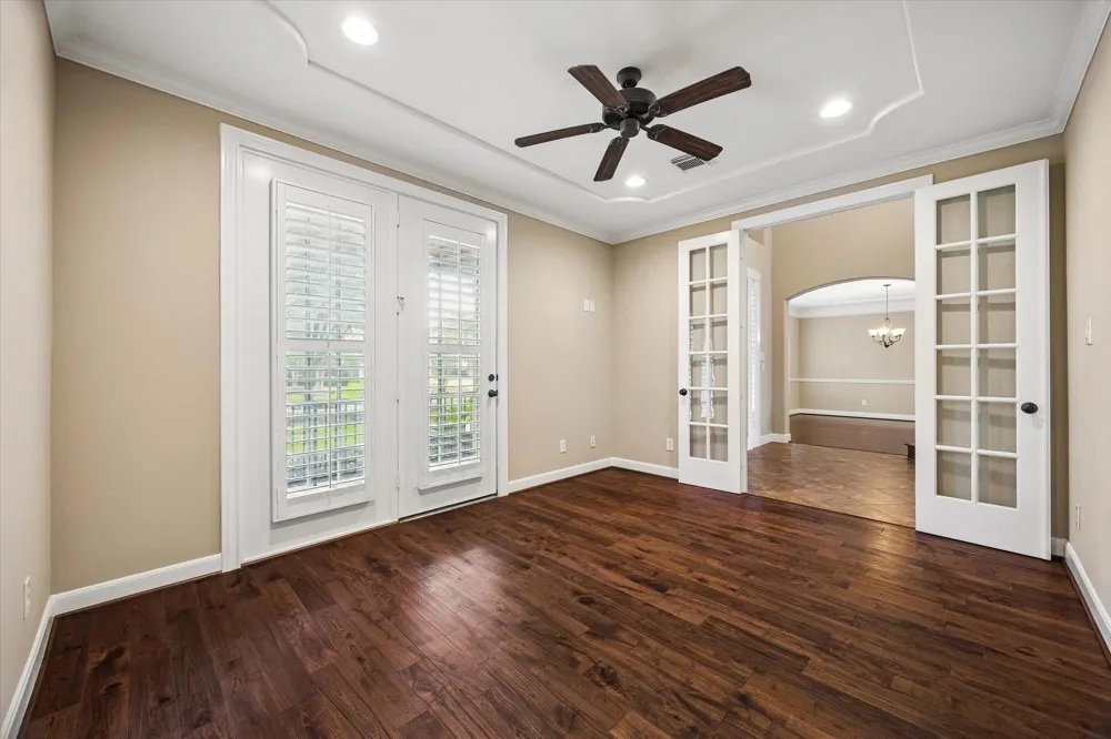 18715 Thomas Shore Drive Cypress, TX 77433