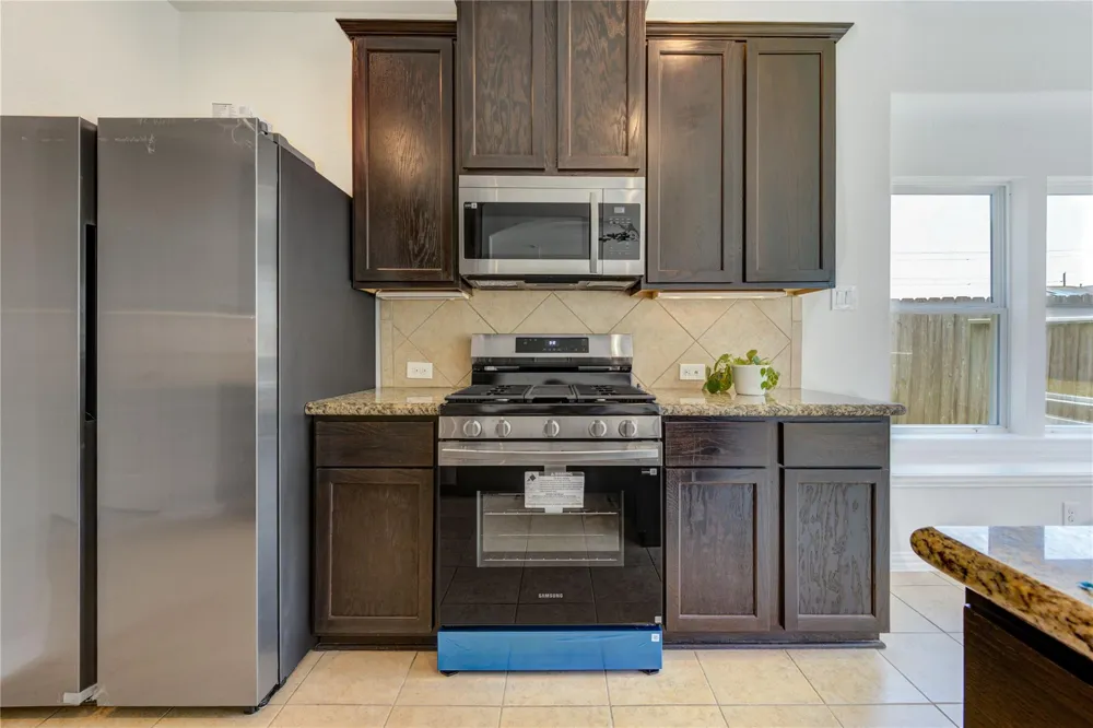 9918 Wood Wind Court Baytown, TX 77521
