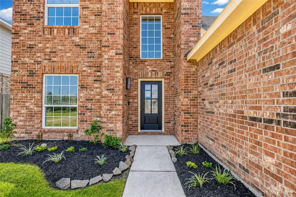 9918 Wood Wind Court Baytown, TX 77521
