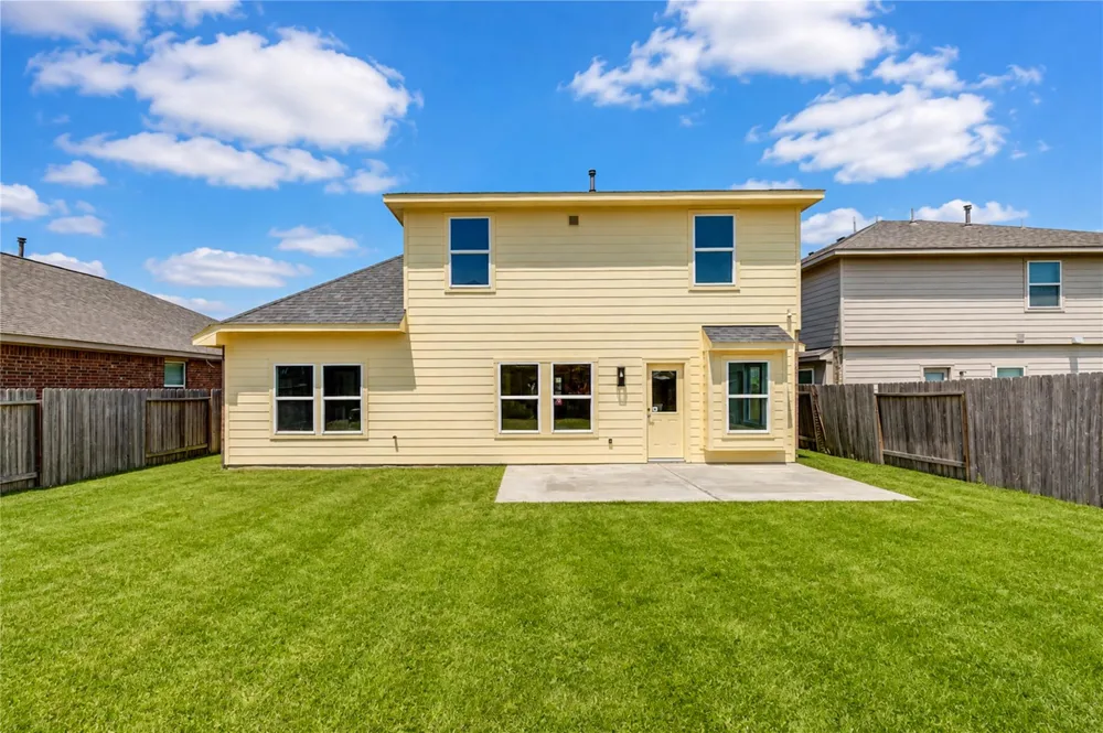 9918 Wood Wind Court Baytown, TX 77521