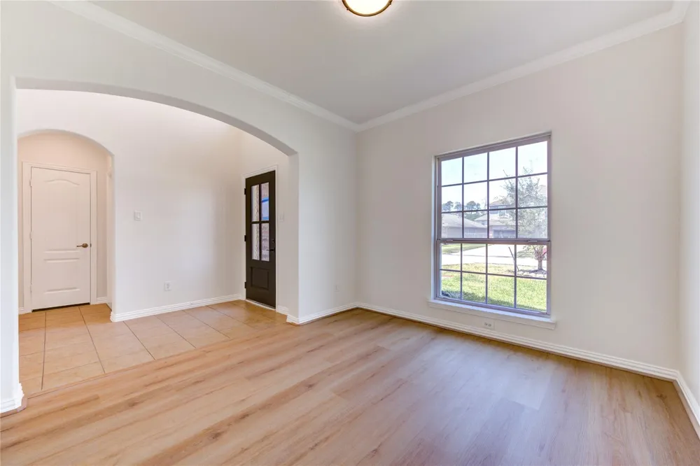 9918 Wood Wind Court Baytown, TX 77521