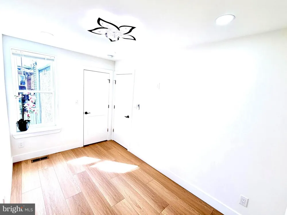 2618 7TH STREET Philadelphia, PA 19133