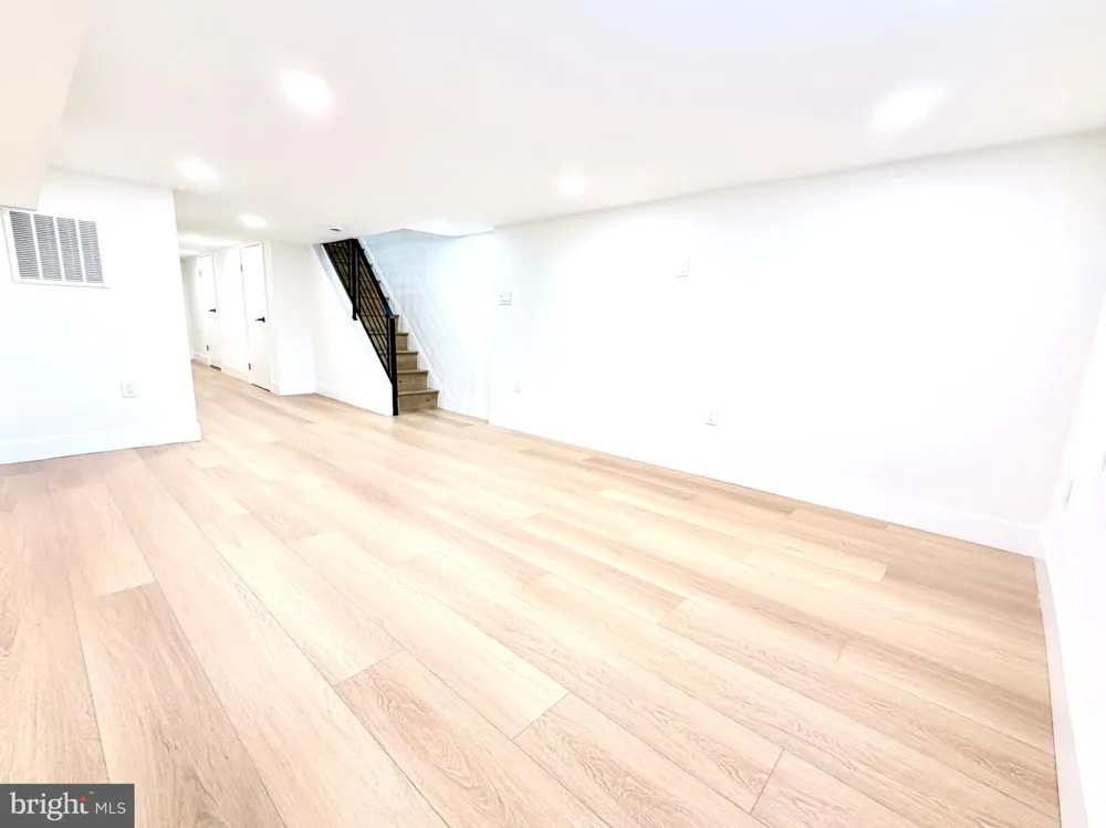 2618 7TH STREET Philadelphia, PA 19133