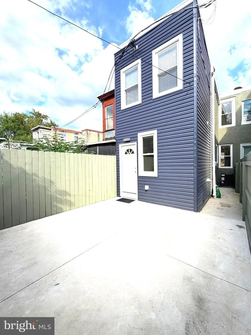 2618 7TH STREET Philadelphia, PA 19133