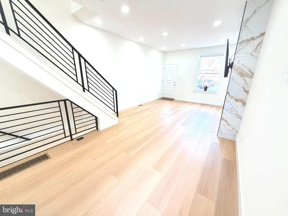 2618 7TH STREET Philadelphia, PA 19133