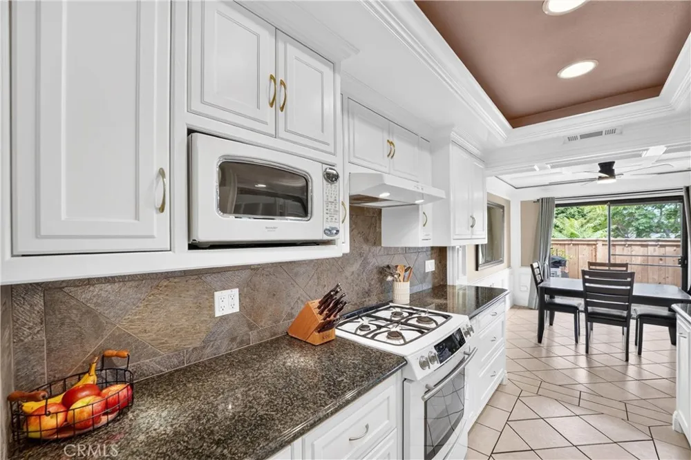 4609 E Via La Paloma #7 Orange, CA 92869