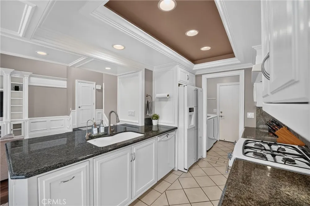 4609 E Via La Paloma #7 Orange, CA 92869
