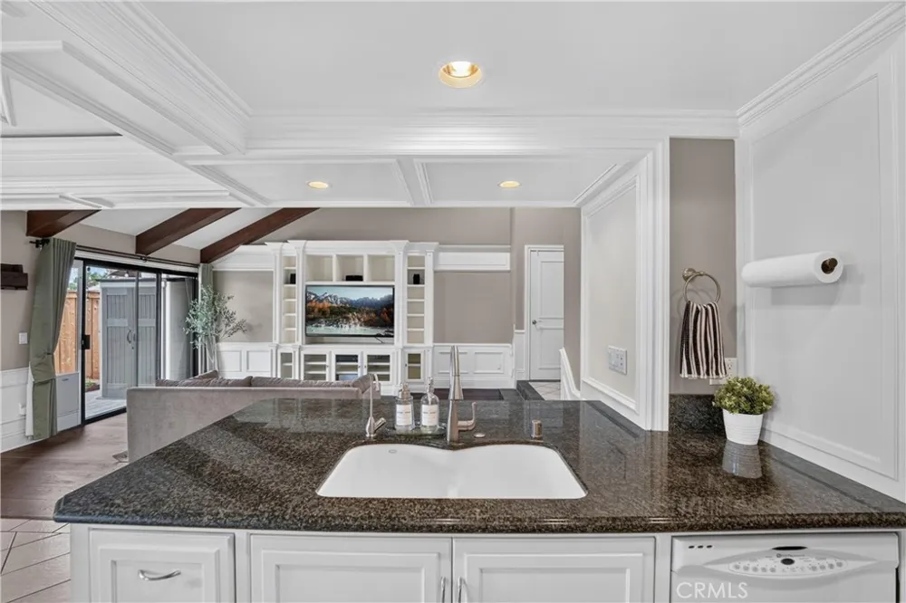 4609 E Via La Paloma #7 Orange, CA 92869