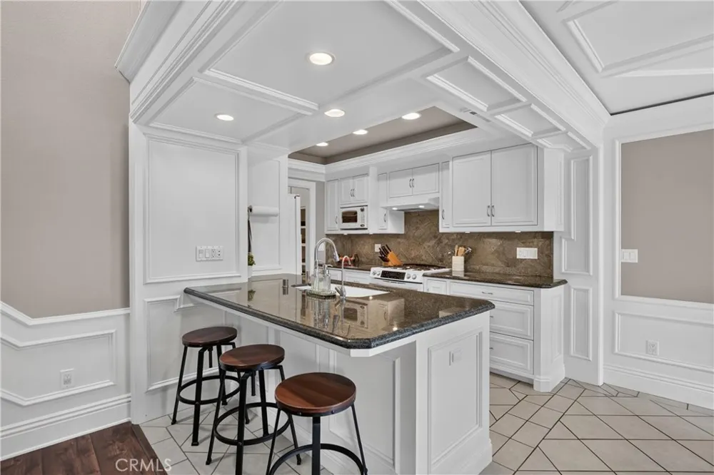 4609 E Via La Paloma #7 Orange, CA 92869