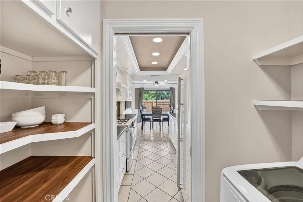 4609 E Via La Paloma #7 Orange, CA 92869