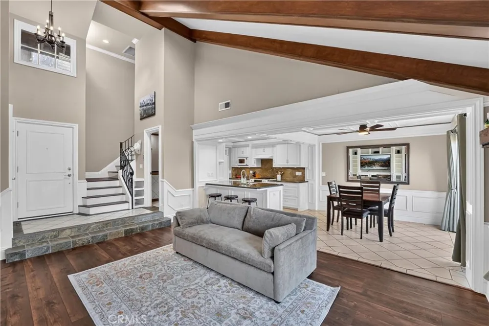 4609 E Via La Paloma #7 Orange, CA 92869