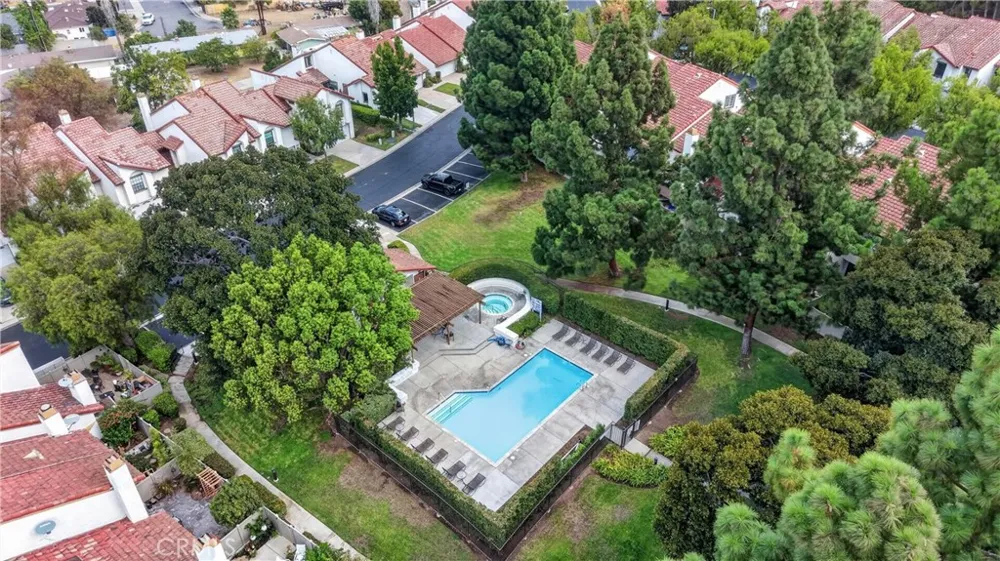 4609 E Via La Paloma #7 Orange, CA 92869