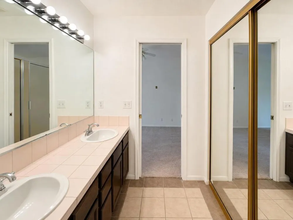 68412 Descanso Circle Cathedral City, CA 92234
