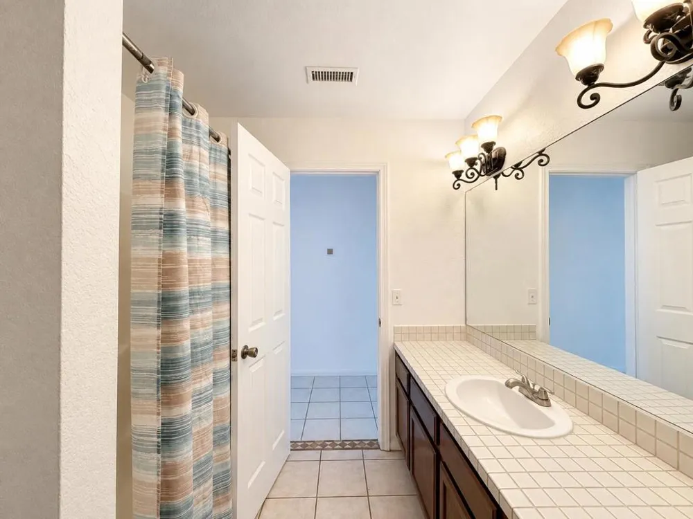 68412 Descanso Circle Cathedral City, CA 92234