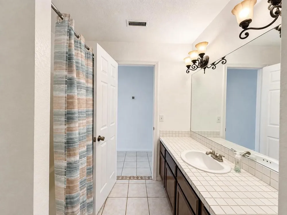68412 Descanso Circle Cathedral City, CA 92234