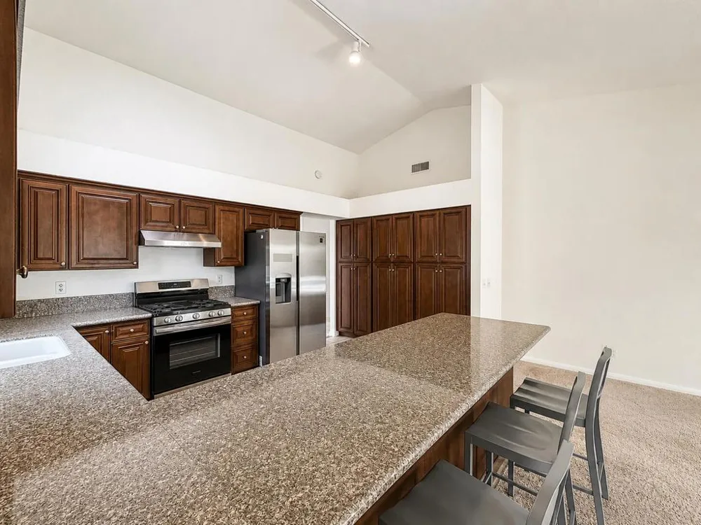 68412 Descanso Circle Cathedral City, CA 92234