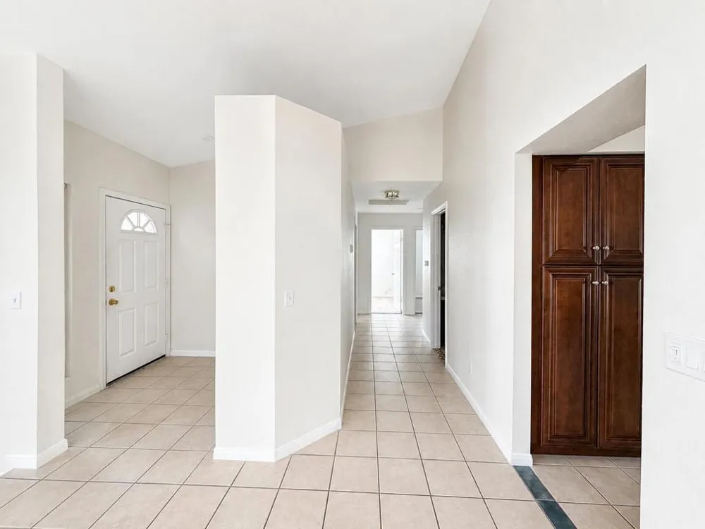 68412 Descanso Circle Cathedral City, CA 92234