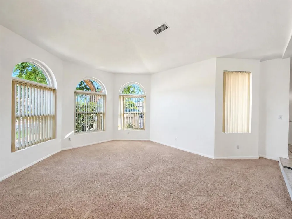 68412 Descanso Circle Cathedral City, CA 92234