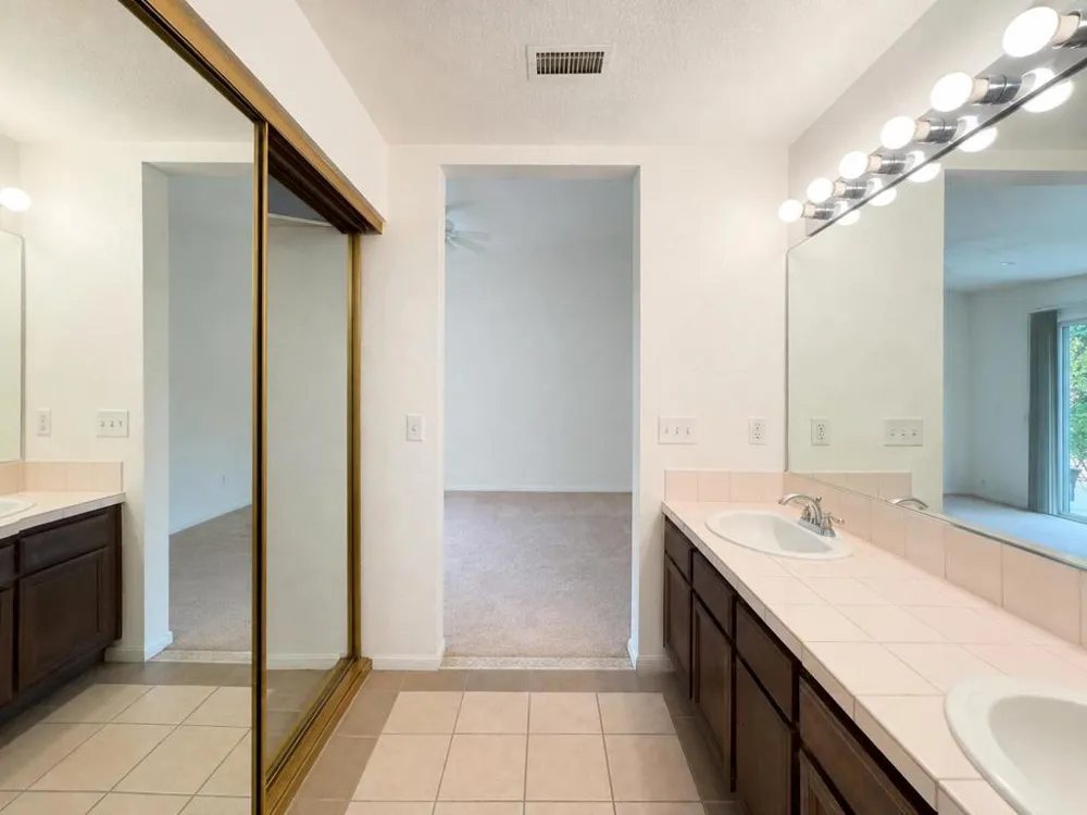 68412 Descanso Circle Cathedral City, CA 92234