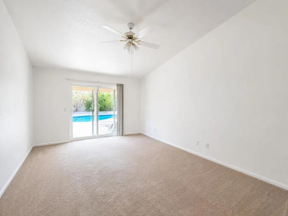 68412 Descanso Circle Cathedral City, CA 92234