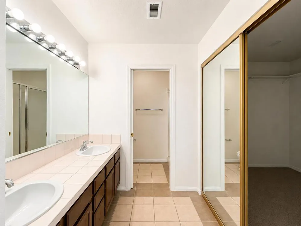 68412 Descanso Circle Cathedral City, CA 92234