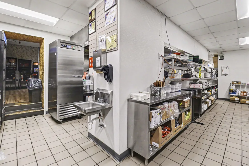 111107 W Ludington Avenue Ludington, MI 49431
