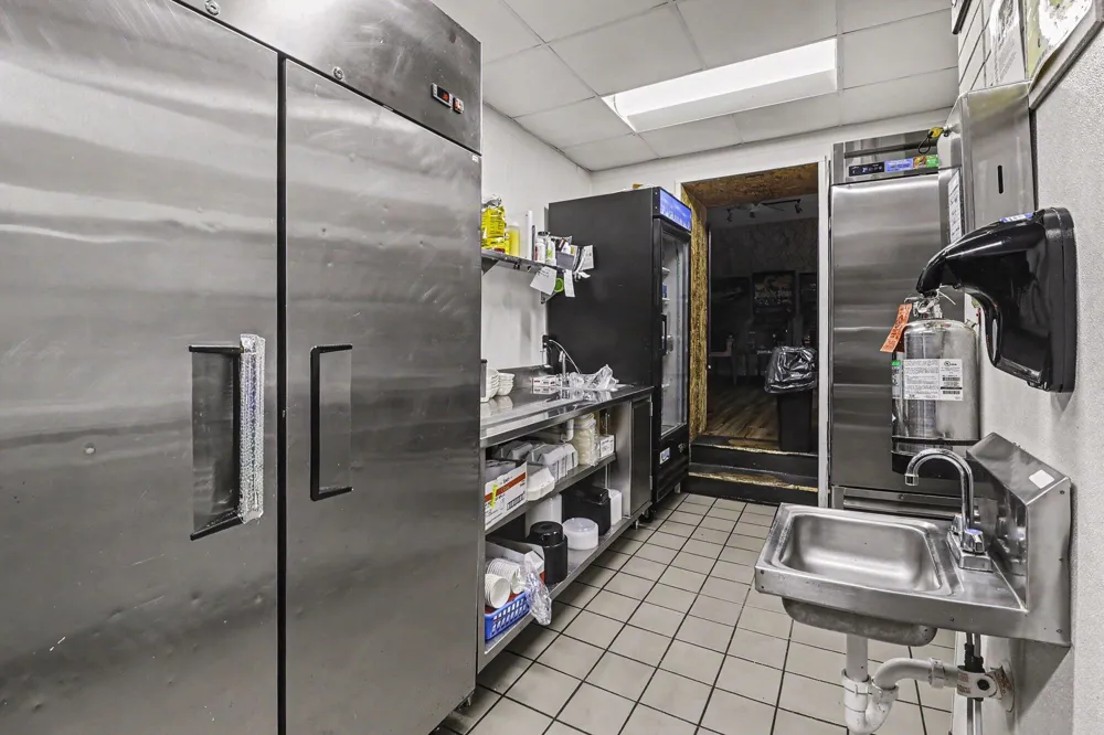 111107 W Ludington Avenue Ludington, MI 49431