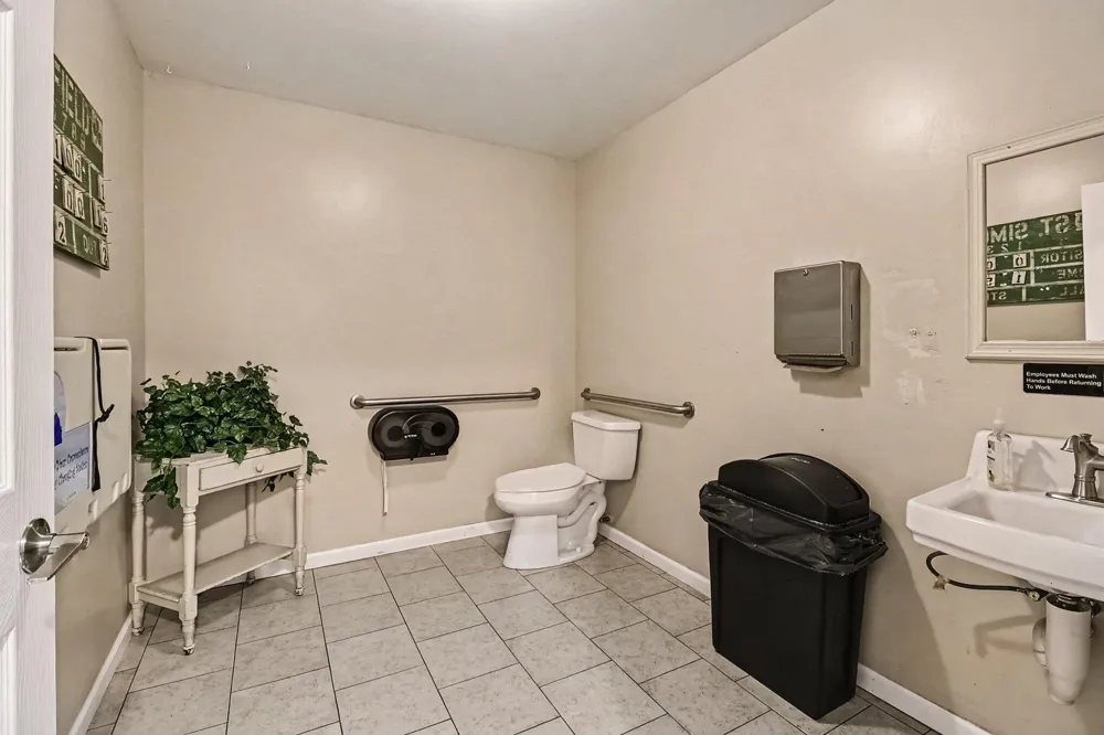 111107 W Ludington Avenue Ludington, MI 49431
