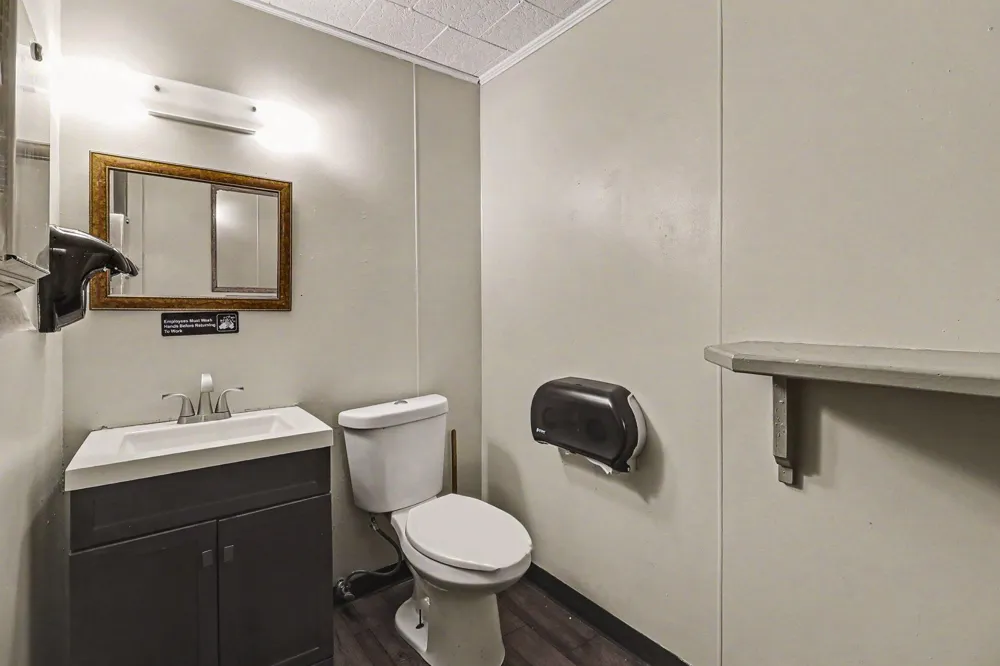 111107 W Ludington Avenue Ludington, MI 49431