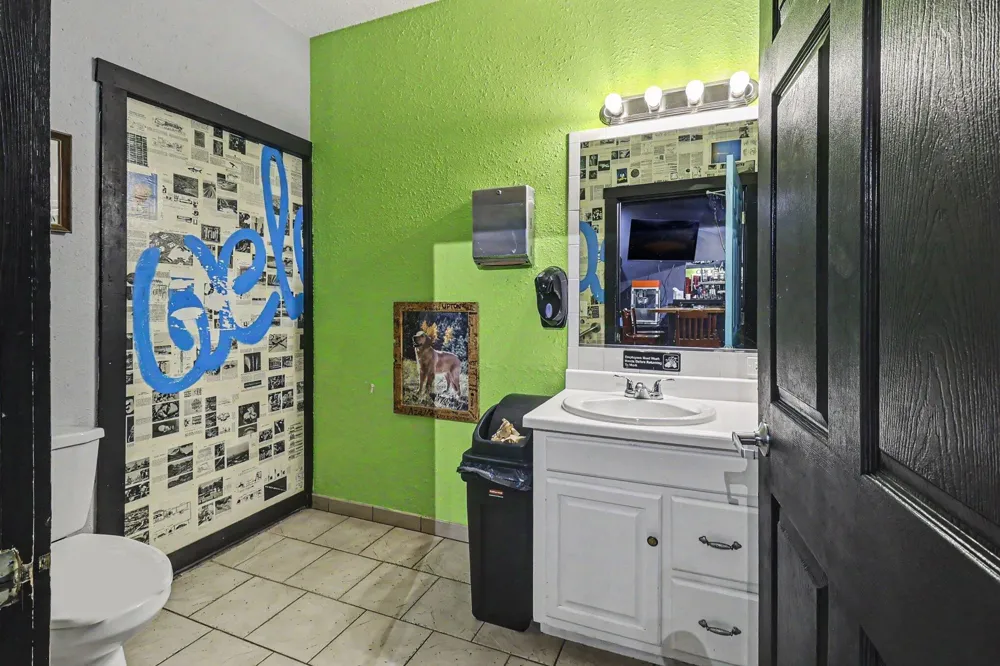 111107 W Ludington Avenue Ludington, MI 49431