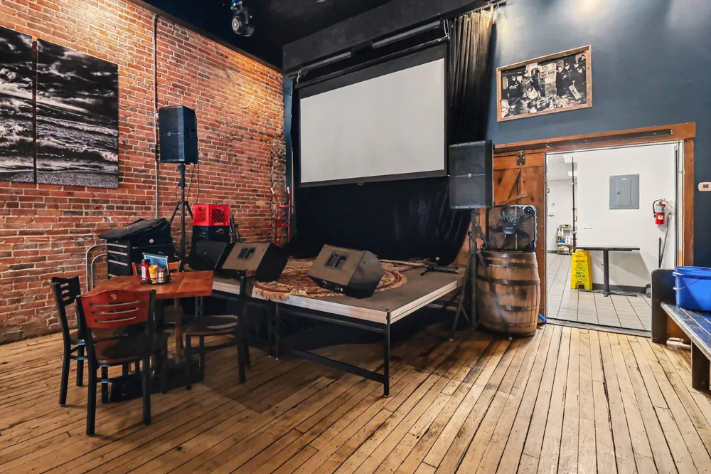 111107 W Ludington Avenue Ludington, MI 49431