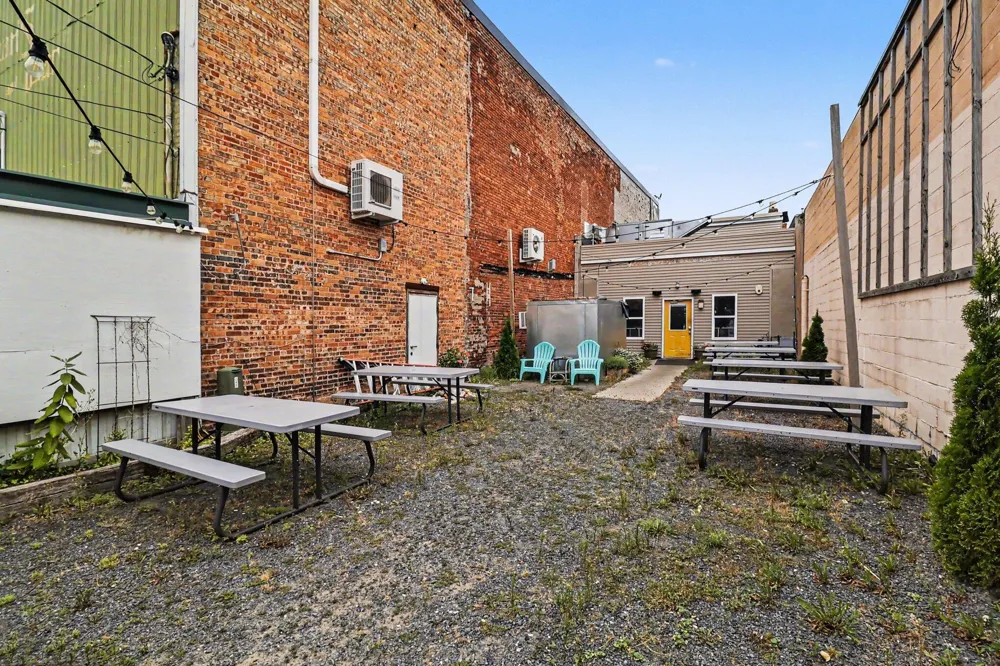 111107 W Ludington Avenue Ludington, MI 49431