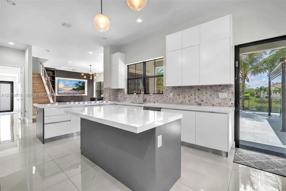 8840 Waterview Ter Parkland, FL 33076