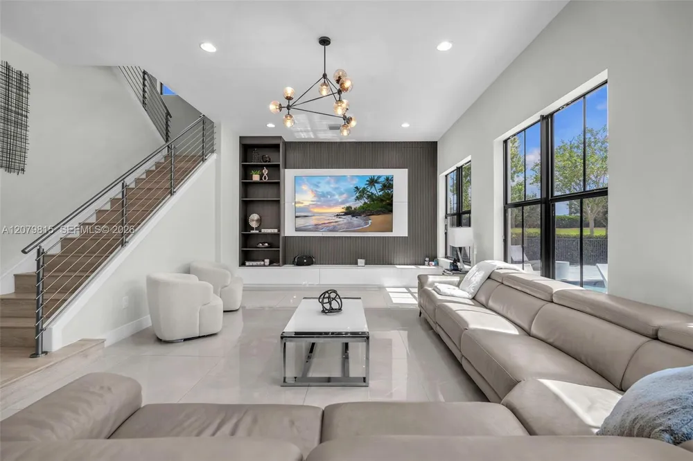 8840 Waterview Ter Parkland, FL 33076