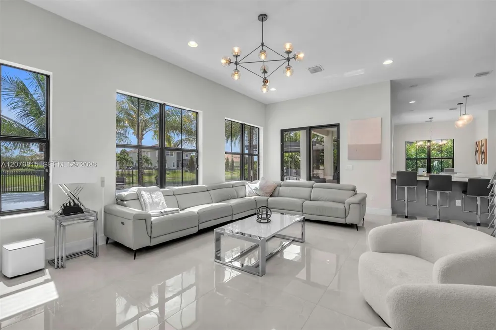 8840 Waterview Ter Parkland, FL 33076