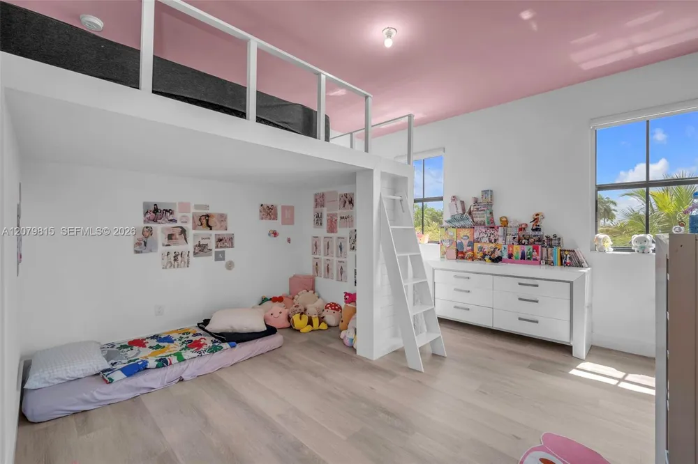 8840 Waterview Ter Parkland, FL 33076