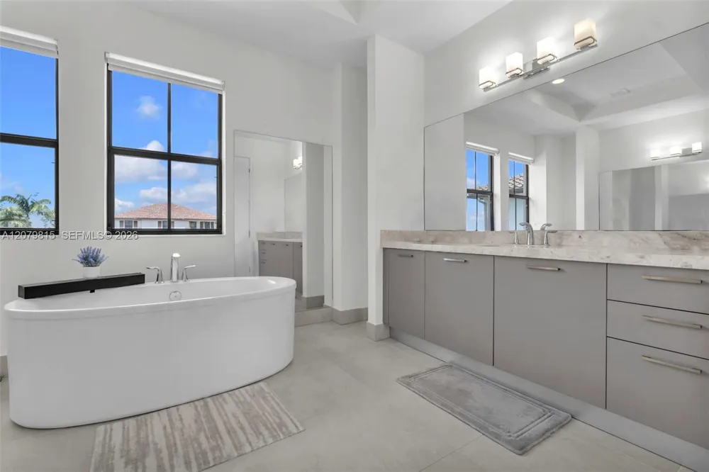 8840 Waterview Ter Parkland, FL 33076