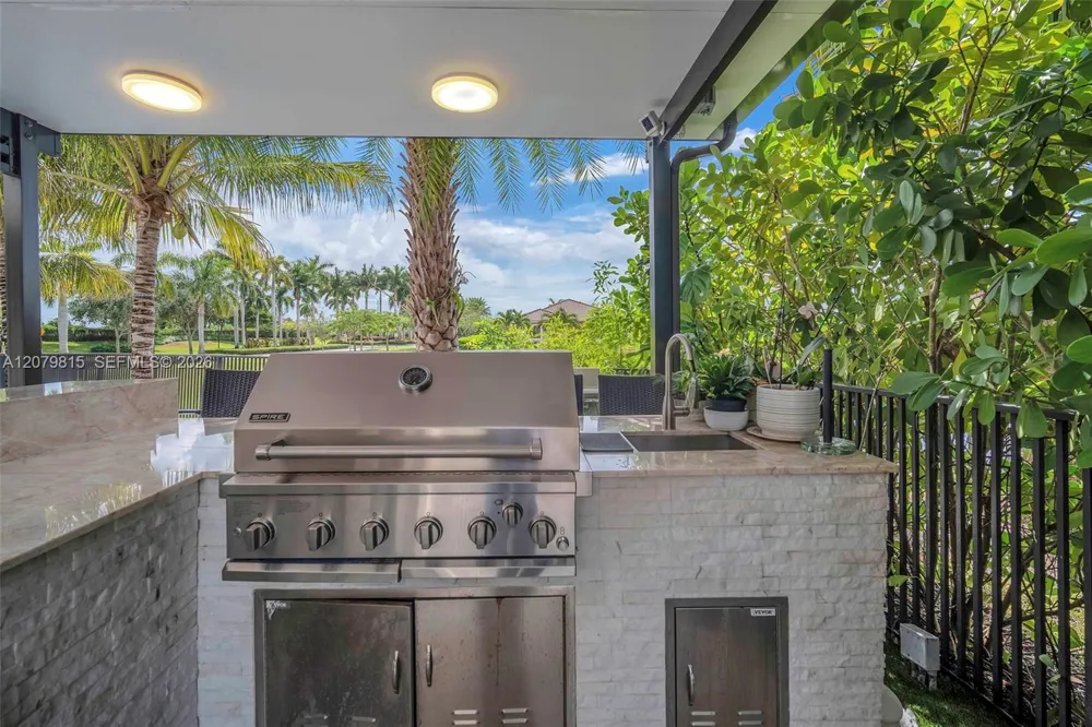 8840 Waterview Ter Parkland, FL 33076