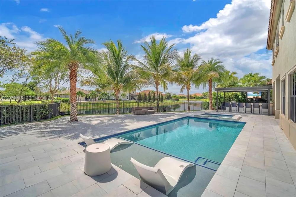 8840 Waterview Ter Parkland, FL 33076