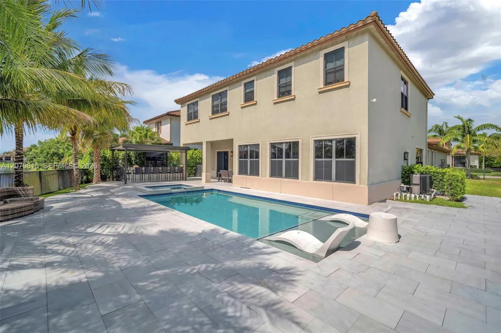 8840 Waterview Ter Parkland, FL 33076