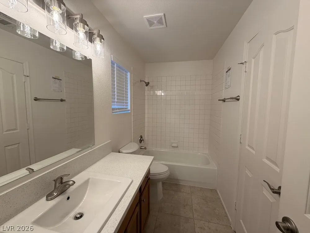 1825 Sierra Oaks Lane Las Vegas, NV 89134