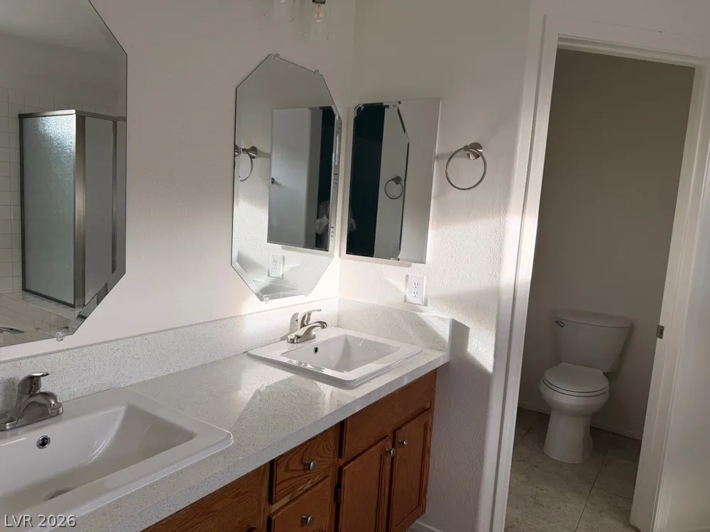 1825 Sierra Oaks Lane Las Vegas, NV 89134