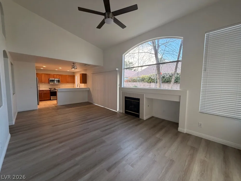 1825 Sierra Oaks Lane Las Vegas, NV 89134