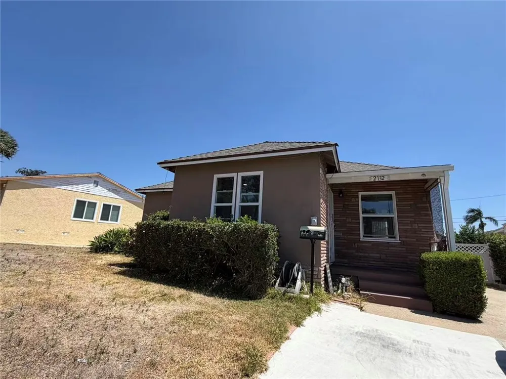 2132 Divine Monterey Park, CA 91754