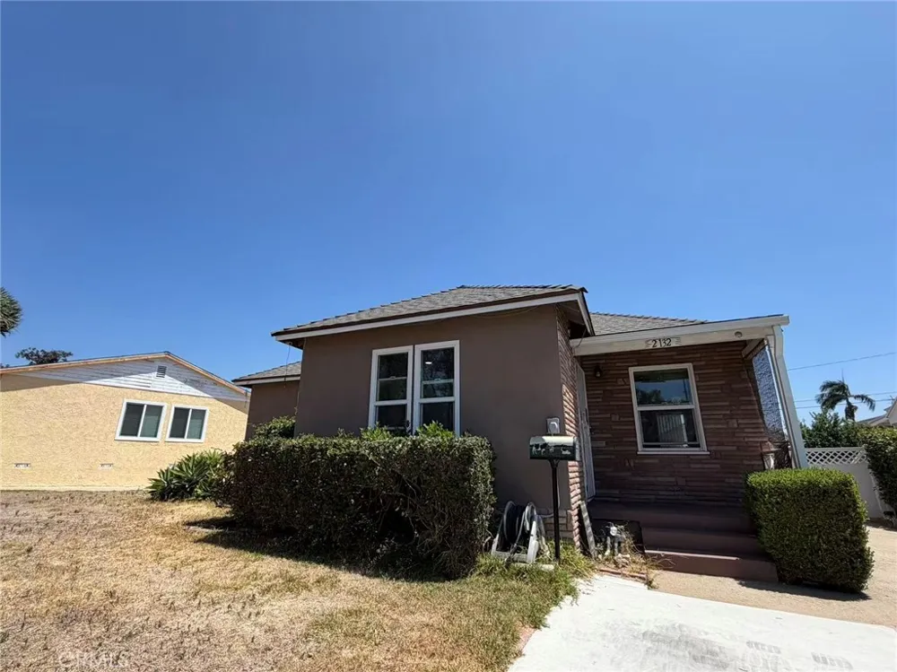 2132 Divine Monterey Park, CA 91754