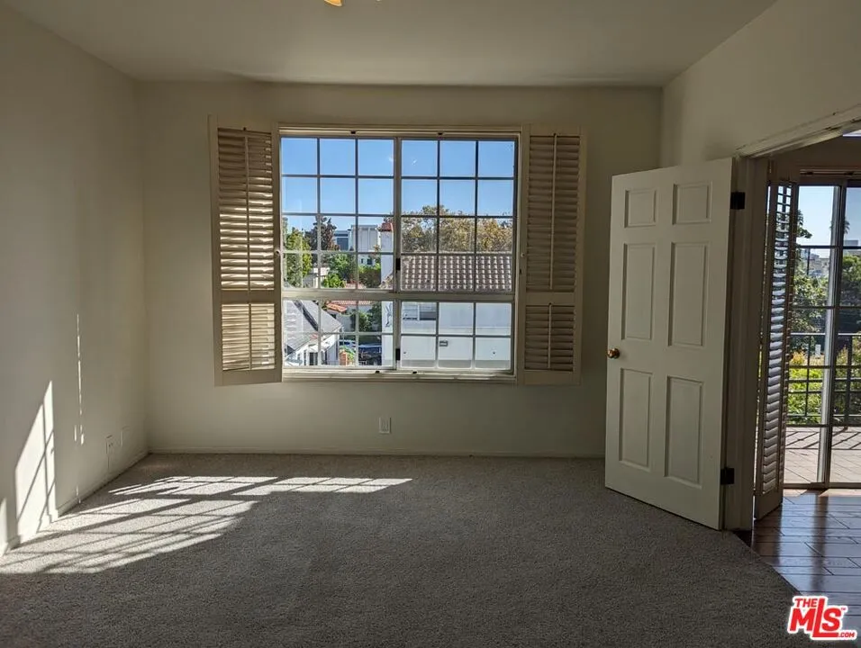 100 Wetherly Drive #3D Los Angeles, CA 90048