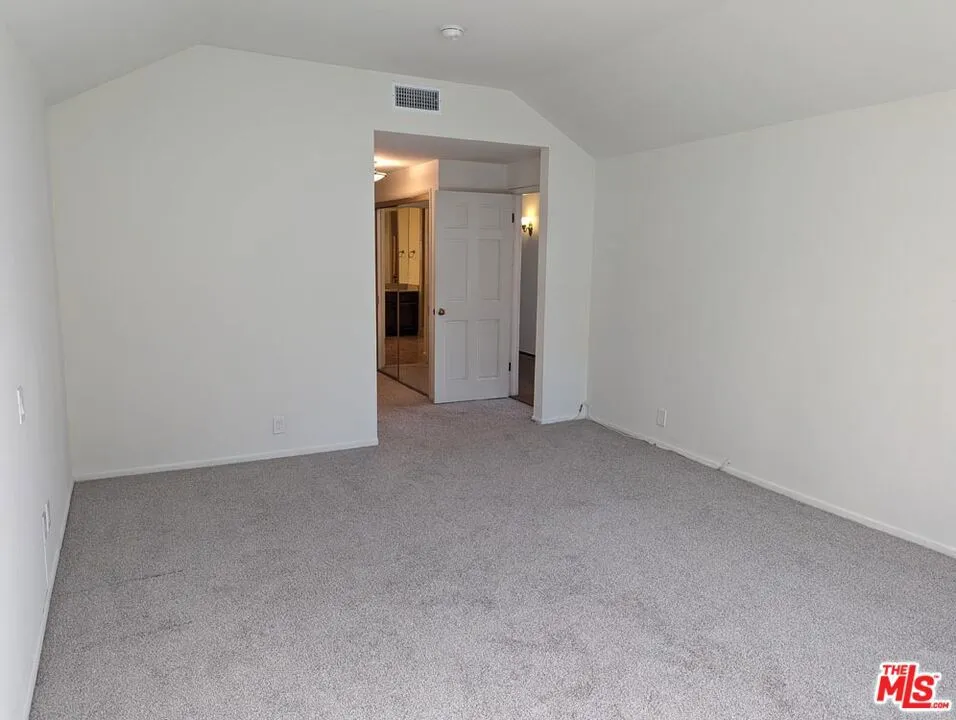 100 Wetherly Drive #3D Los Angeles, CA 90048