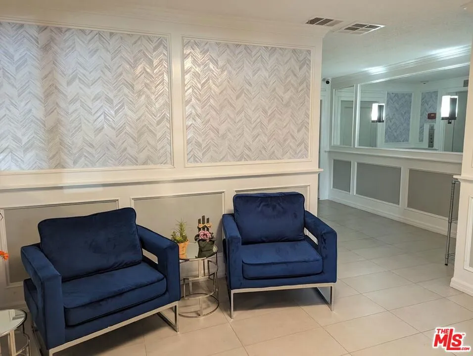 100 Wetherly Drive #3D Los Angeles, CA 90048