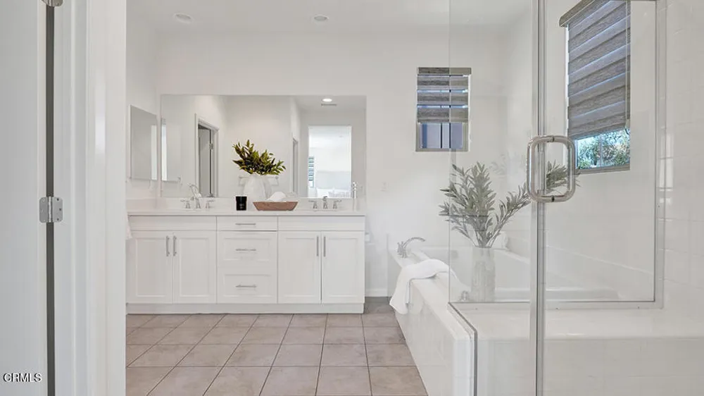 137 Primrose Drive Lake Forest, CA 92610