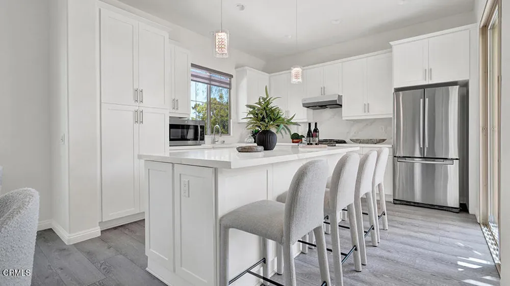 137 Primrose Drive Lake Forest, CA 92610